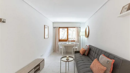 Apartments in Madrid Tetuán - photo 2