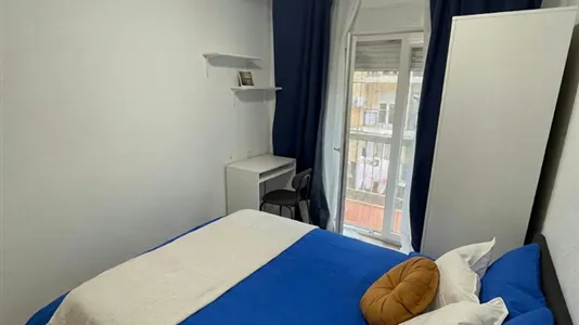 Rooms in Mislata - photo 2