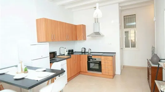 Apartments in Barcelona Ciutat Vella - photo 6