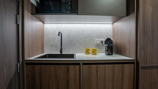 Rooms in Santiago de Compostela - photo 3