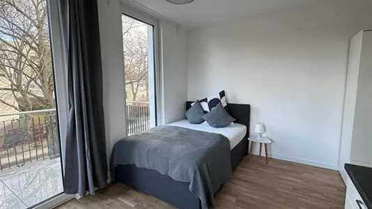 Apartments in Berlin Steglitz-Zehlendorf - photo 4