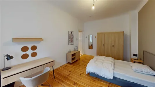 Apartments in Berlin Neukölln - photo 6