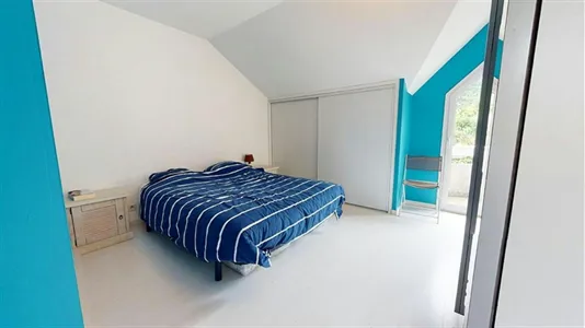 Houses in Grenoble - photo 5