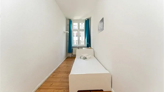 Rooms in Berlin Friedrichshain-Kreuzberg - photo 2