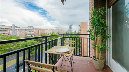 Rooms in Madrid Chamartín - photo 5