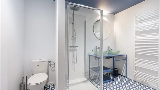 Rooms in Charleroi - photo 4