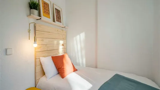 Rooms in Madrid Moncloa-Aravaca - photo 2