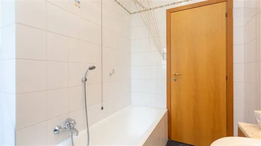 Rooms in Bernate Ticino - photo 9