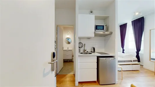 Rooms in Fontainebleau - photo 5