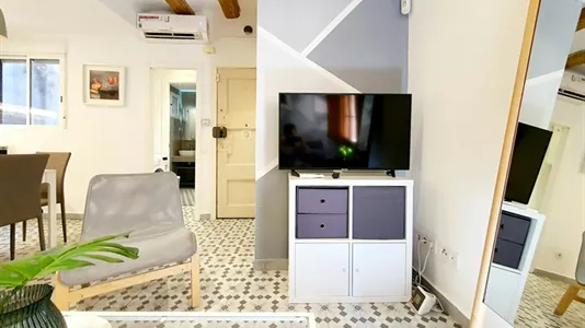 Apartments in Barcelona Ciutat Vella - photo 7