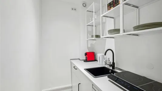 Apartments in Location is not specified - photo 7