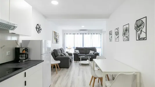 Apartments in Barcelona Eixample - photo 3