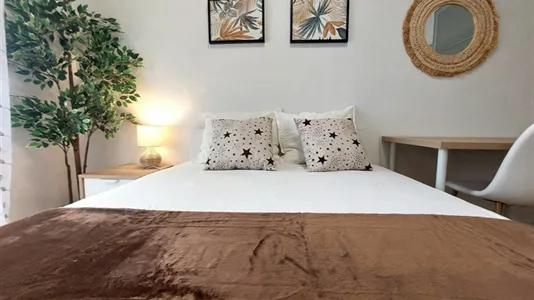 Rooms in Madrid Chamartín - photo 9