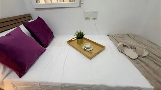 Rooms in Madrid Chamberí - photo 2