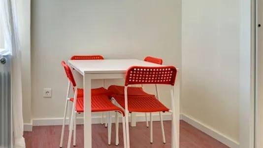 Rooms in Zaragoza - photo 10