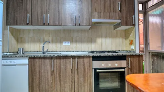 Rooms in Madrid Ciudad Lineal - photo 5