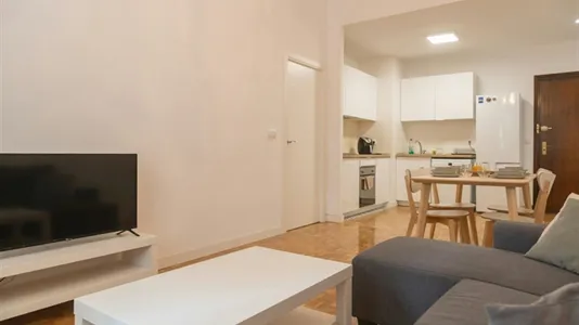 Rooms in Madrid Chamberí - photo 9