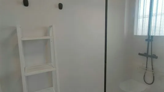 Rooms in Tavernes Blanques - photo 7