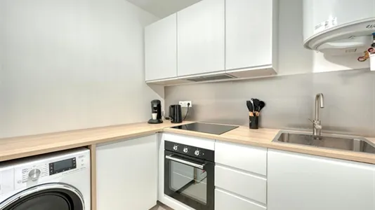 Rooms in Paris 20ème arrondissement - photo 10