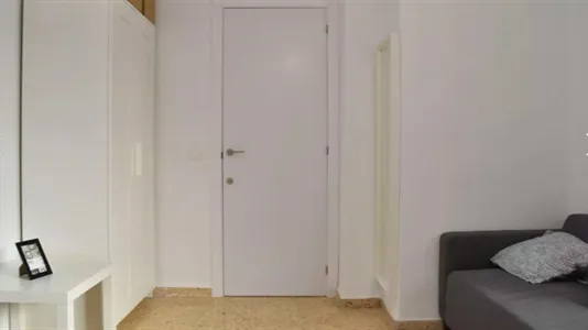 Rooms in Valencia Algirós - photo 4