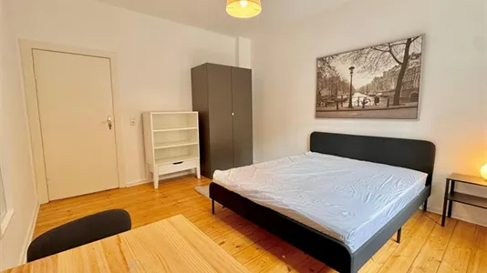 Apartments in Berlin Mitte - photo 2