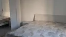Room for rent, Turin, Piemonte, &lt;span class=&quot;blurred street&quot; onclick=&quot;ProcessAdRequest(7734885)&quot;&gt;&lt;span class=&quot;hint&quot;&gt;See streetname&lt;/span&gt;[xxxxxxxxxxxxx]&lt;/span&gt;