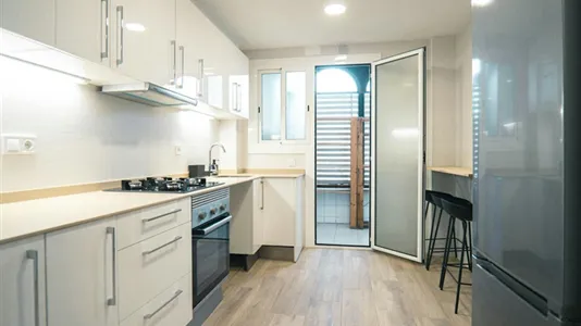 Rooms in Barcelona Les Corts - photo 5