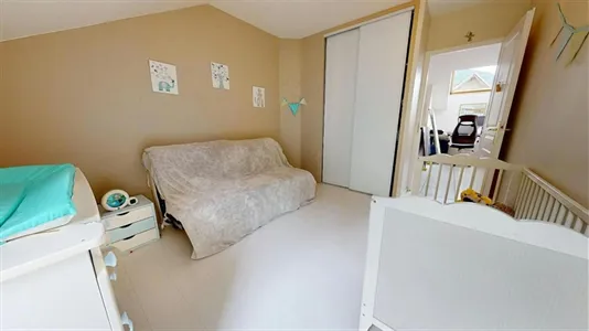 Houses in Grenoble - photo 6