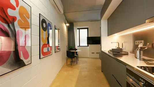 Apartments in Barcelona Ciutat Vella - photo 8