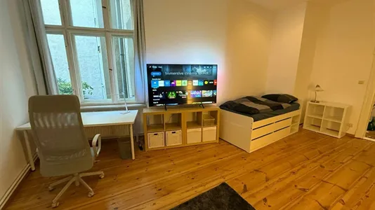 Rooms in Berlin Mitte - photo 2