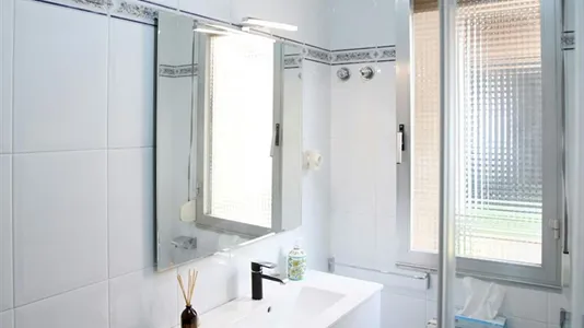 Rooms in Bilbao - photo 10