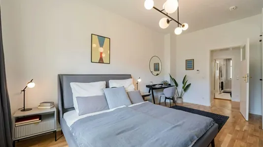 Apartments in Berlin Neukölln - photo 4