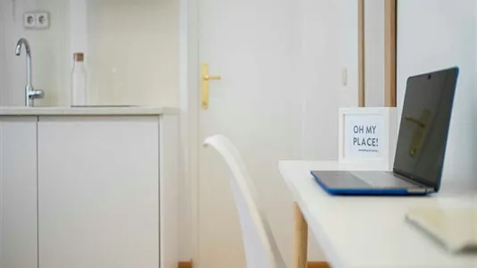 Rooms in Madrid Centro - photo 4