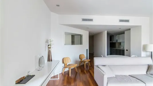 Apartments in Barcelona Eixample - photo 5