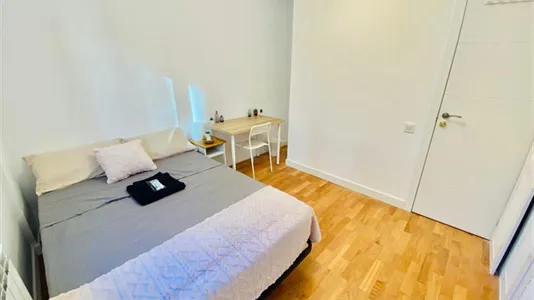 Rooms in Madrid Salamanca - photo 4