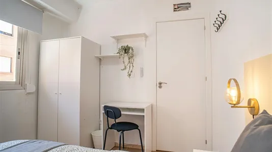 Rooms in Mislata - photo 5