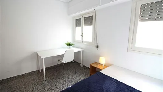 Rooms in Valencia Algirós - photo 3