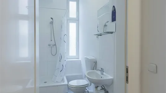 Rooms in Location is not specified - photo 9