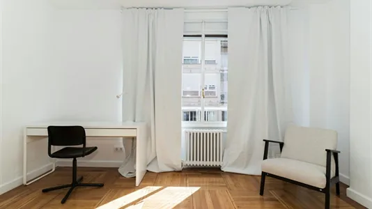 Rooms in Madrid Chamberí - photo 3