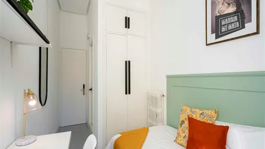 Rooms in Madrid Centro - photo 3