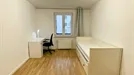Room for rent, Munich, <span class="blurred street" onclick="ProcessAdRequest(12287504)"><span class="hint">See streetname</span>[xxxxxxxxxxxxx]</span>