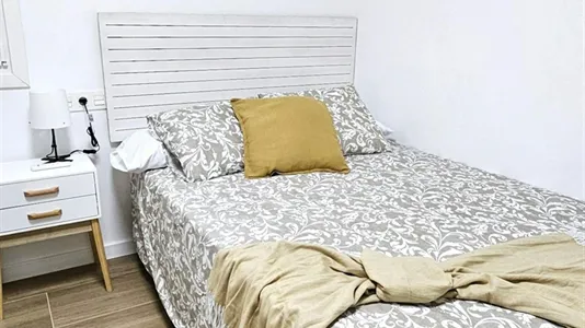 Rooms in Zaragoza - photo 4