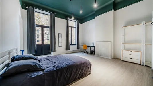 Rooms in Charleroi - photo 1