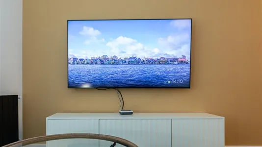 Rooms in Madrid Centro - photo 10