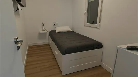 Rooms in Madrid Usera - photo 1