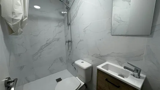 Rooms in Madrid Centro - photo 5