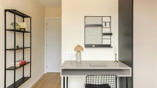 Rooms in Barcelona Sarrià-St. Gervasi - photo 9