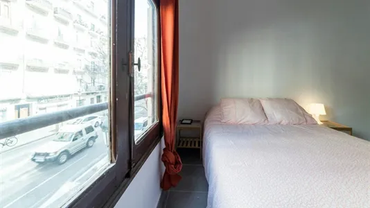 Rooms in Valencia L'Eixample - photo 4