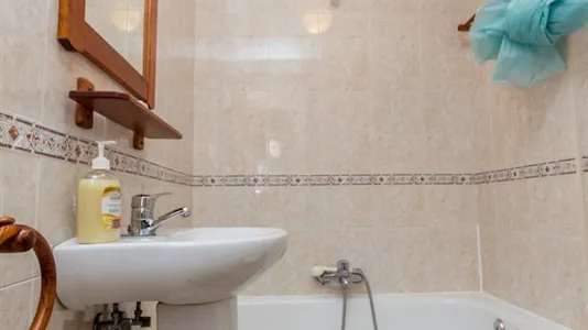 Rooms in Málaga - photo 5