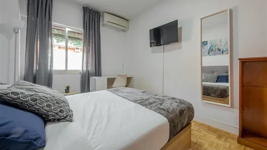 Rooms in Madrid Chamartín - photo 3